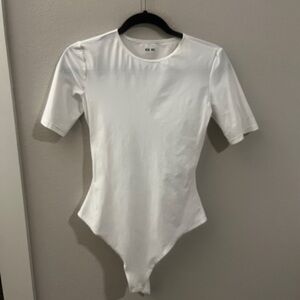 ALIX NYC Arden Bodysuit in White — Size Medium
